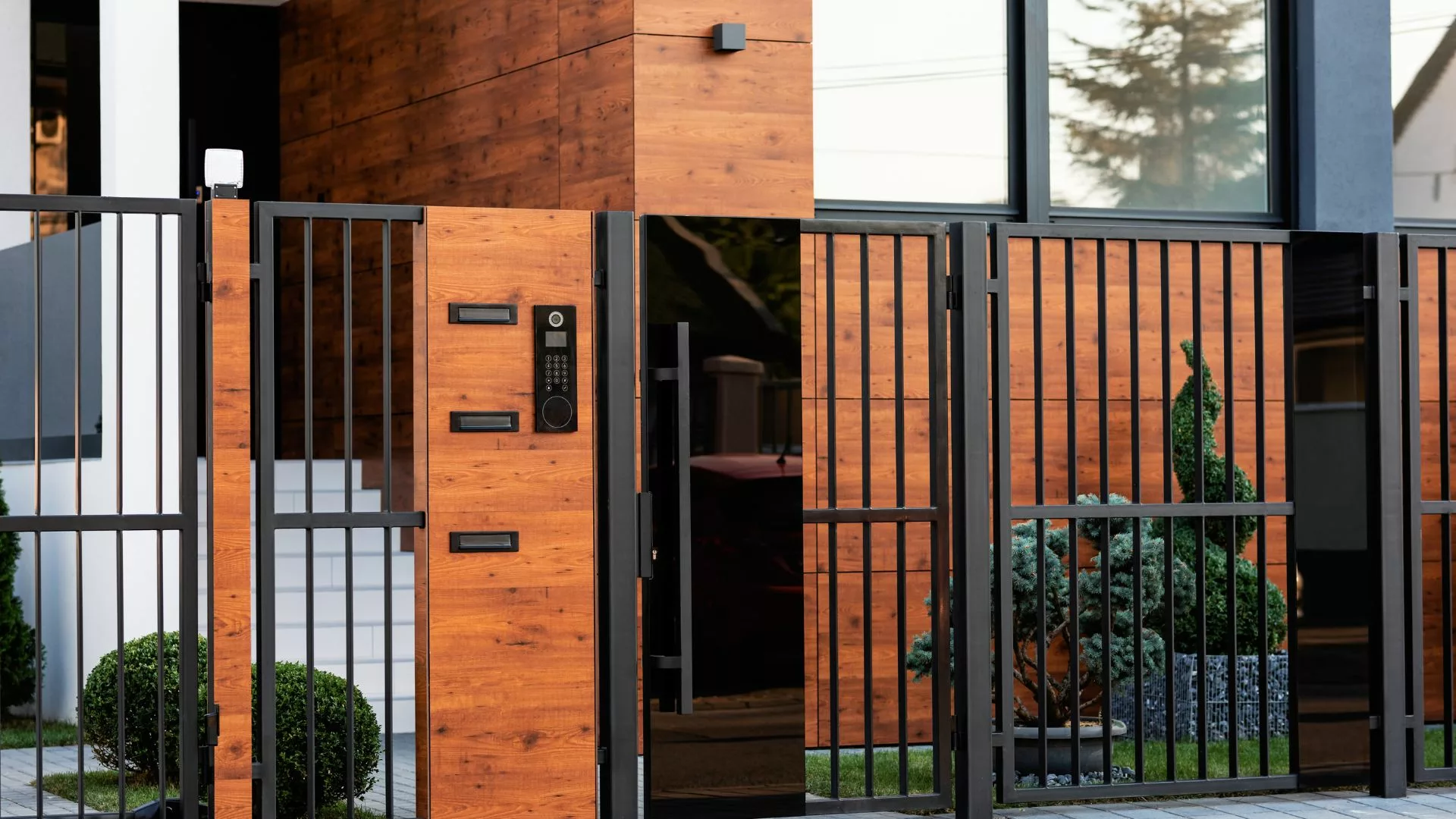 10 Modern Gate Design Ideas for Your Home